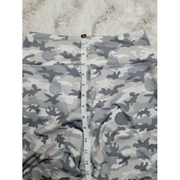Star Wars Her Universe Gray Millennium Falcon Cameo Print Leggings Size M - Picture 8 of 9